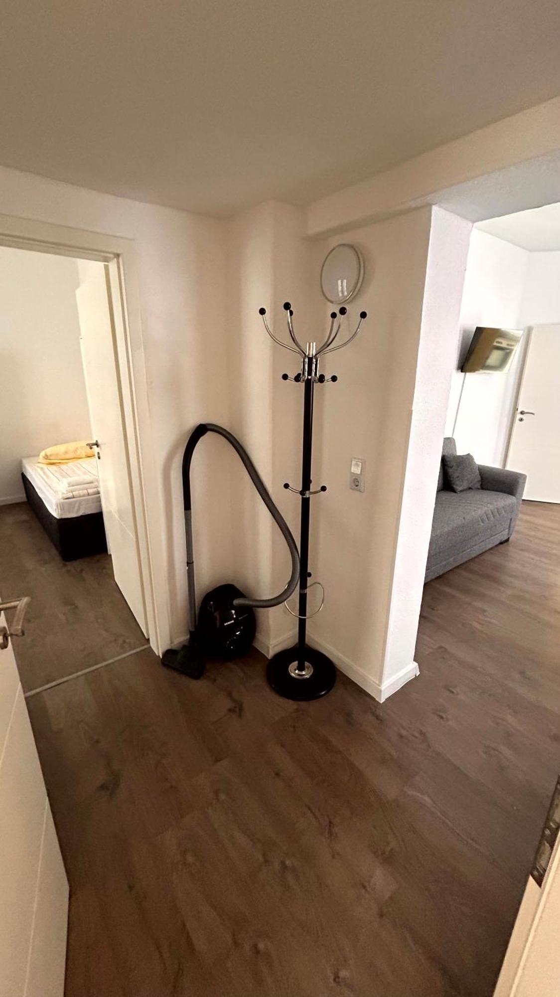 Modernes Apartment Mit 2 Schlafzimmern Und Privatparkplatz Nahe Innenstadt Neumünster Dış mekan fotoğraf