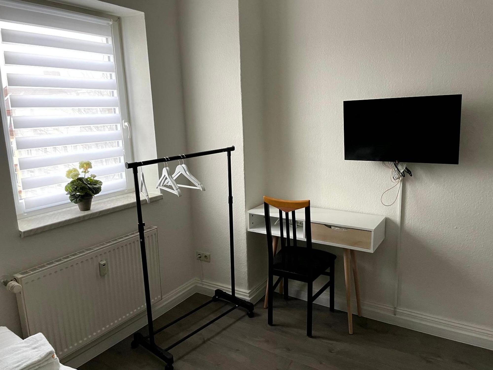 Modernes Apartment Mit 2 Schlafzimmern Und Privatparkplatz Nahe Innenstadt Neumünster Dış mekan fotoğraf