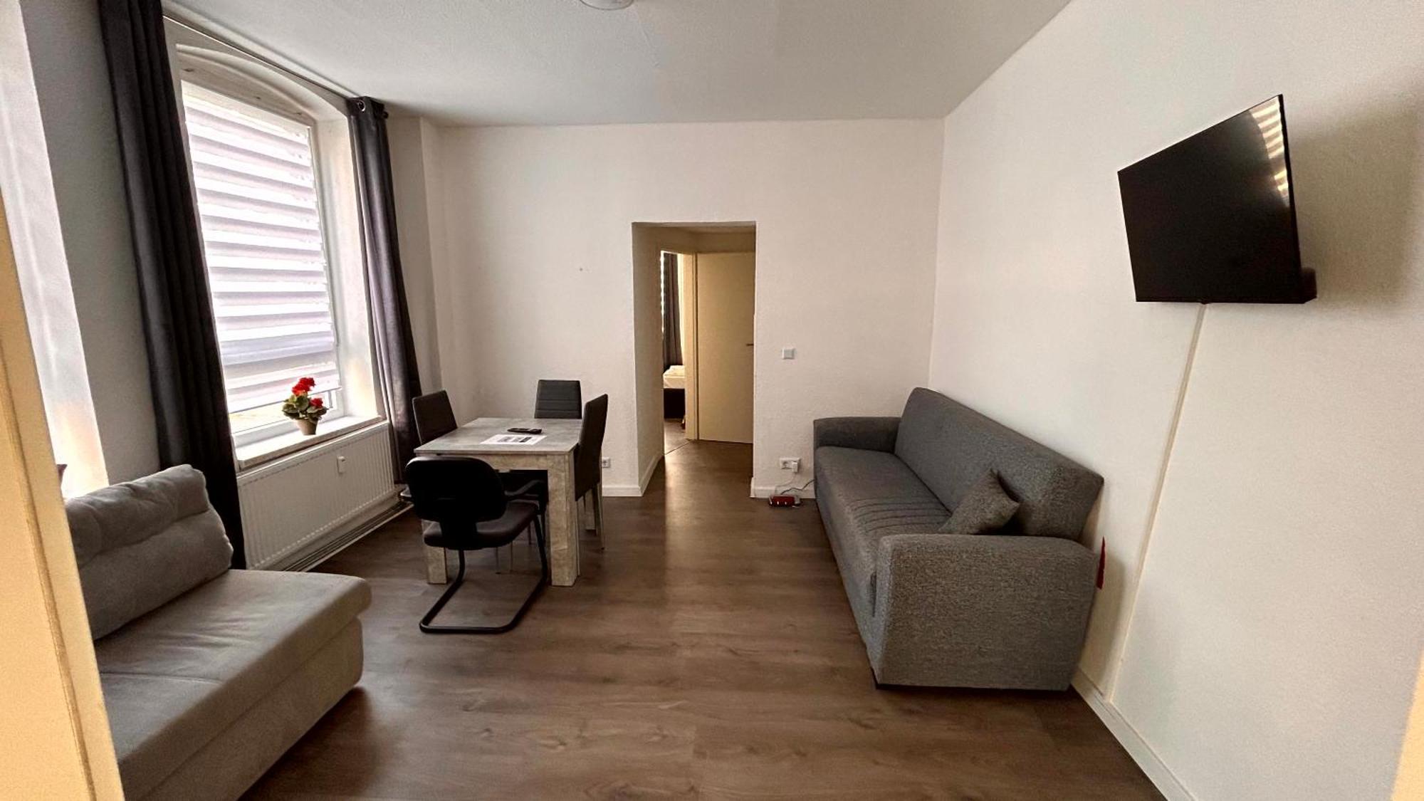 Modernes Apartment Mit 2 Schlafzimmern Und Privatparkplatz Nahe Innenstadt Neumünster Dış mekan fotoğraf